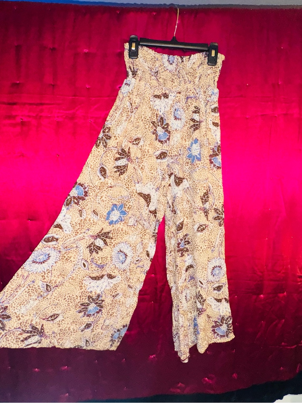 👑 Size Small Rachel Zoe Cream Wide-Leg Floral Pants with Blue and Brown Accents